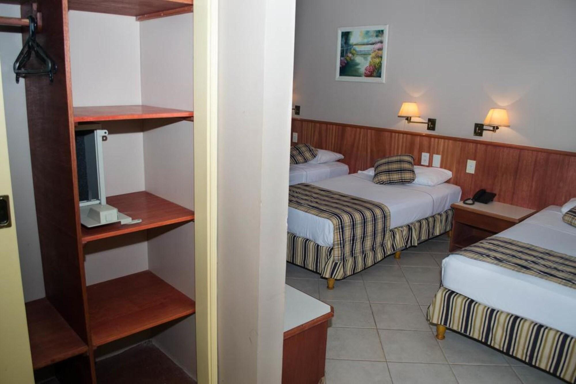 Marcopolo Suites Iguazu Puerto Iguazu Bagian luar foto