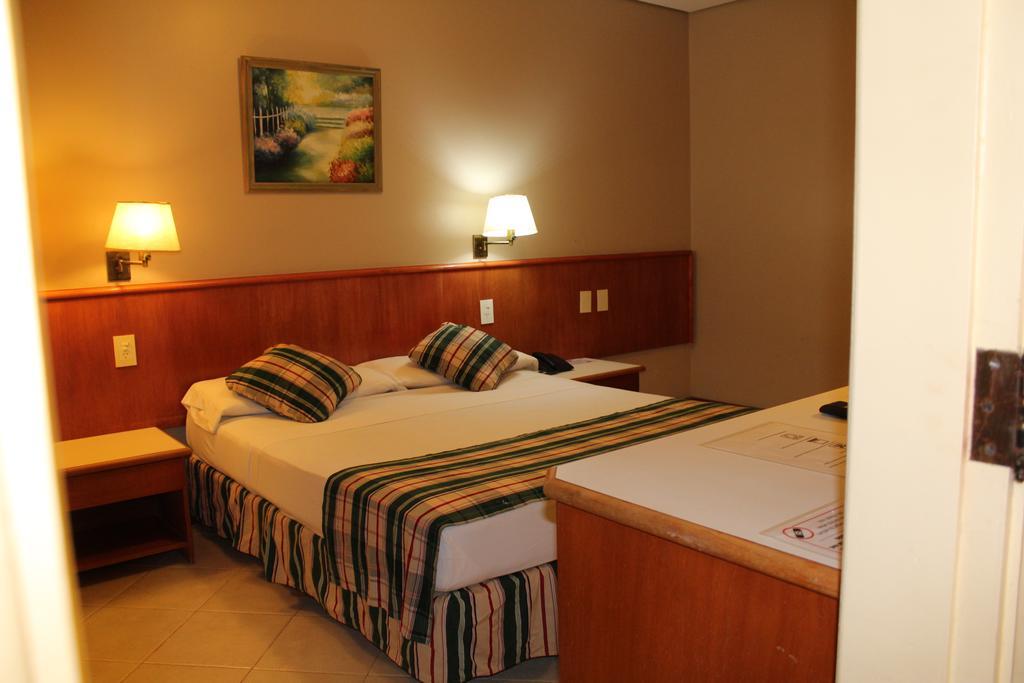 Marcopolo Suites Iguazu Puerto Iguazu Bagian luar foto